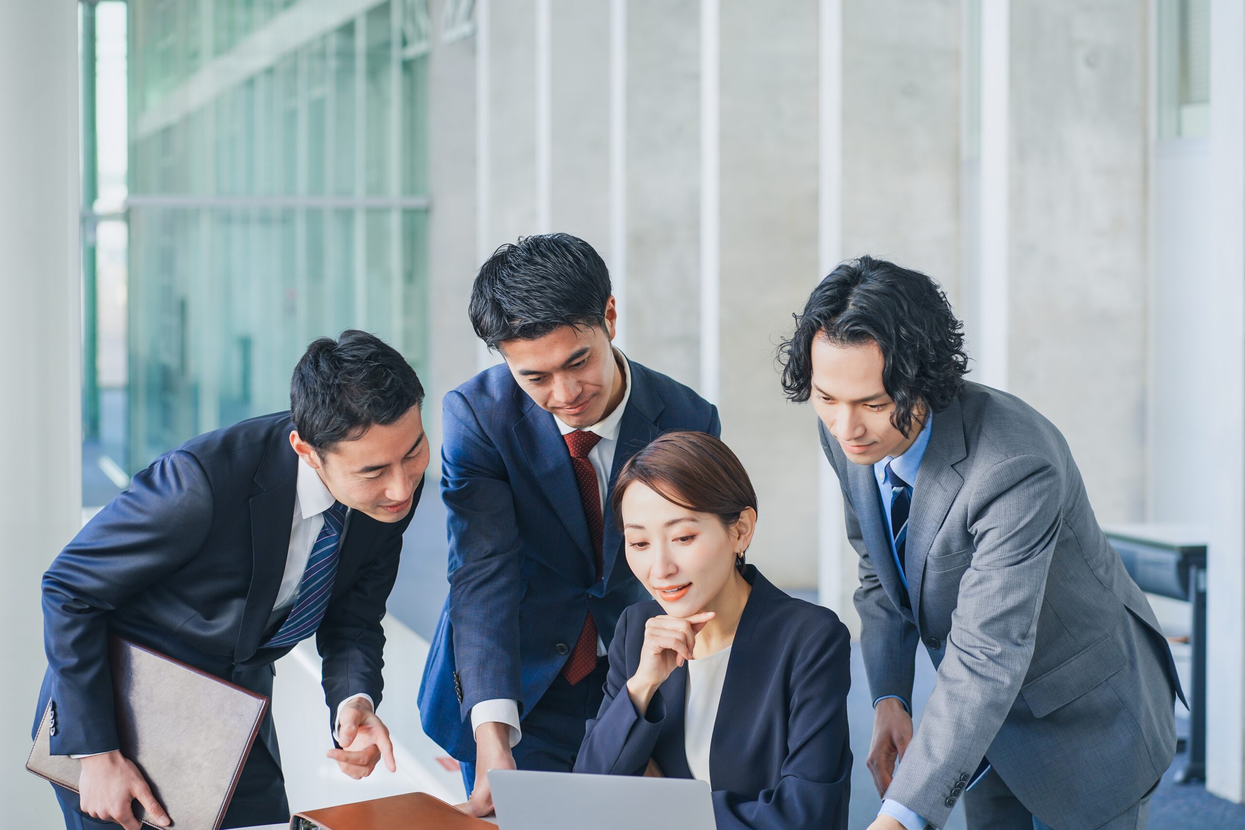 豊富な教材コンテンツで必要な研修を簡単に実施できる